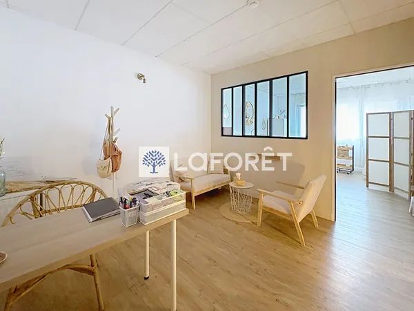 Local commercial 2 pièces 29 m²