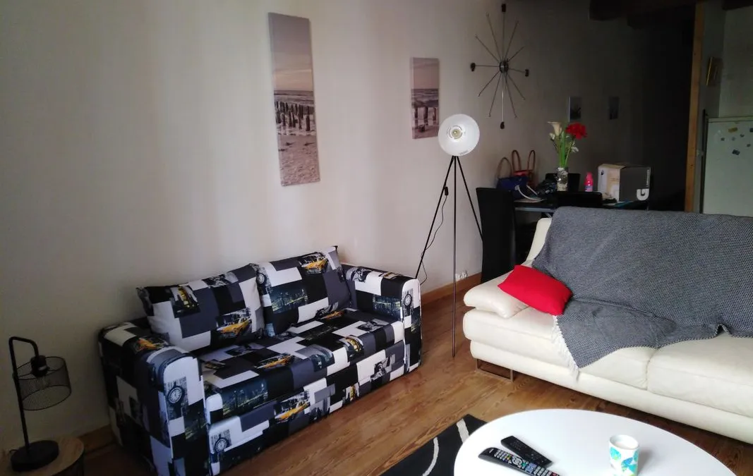 Photo 1