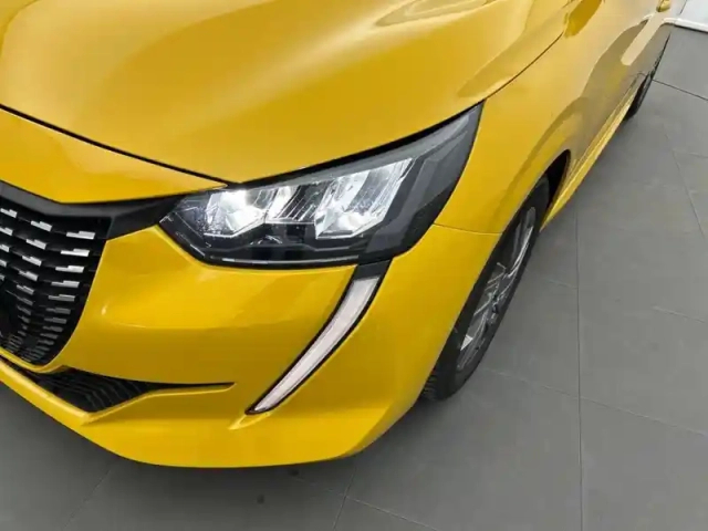 Peugeot 208 puretech 100 s&amp;s bvm6 — photo 16