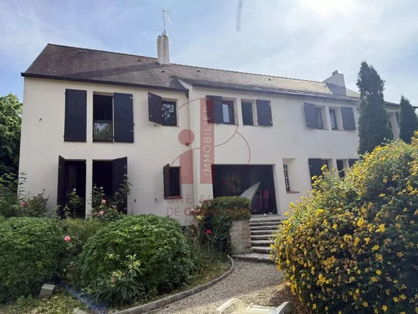 Maison 9 pièces 227 m²
