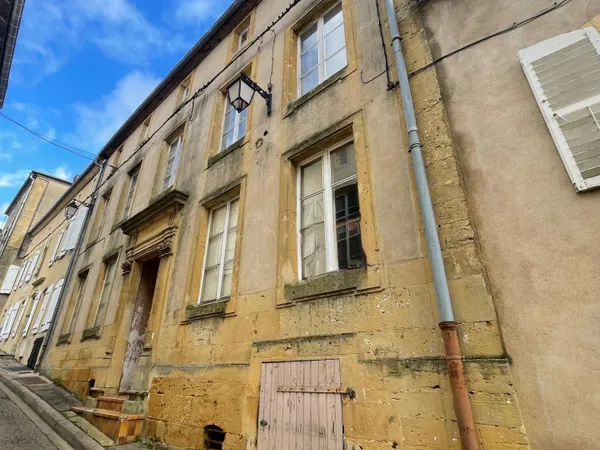INVESTISSEURS - IMMEUBLE DE RAPPORT DE 370 M² - 6 APPARTEMENTS - FORT POTENTIEL LOCATIF !