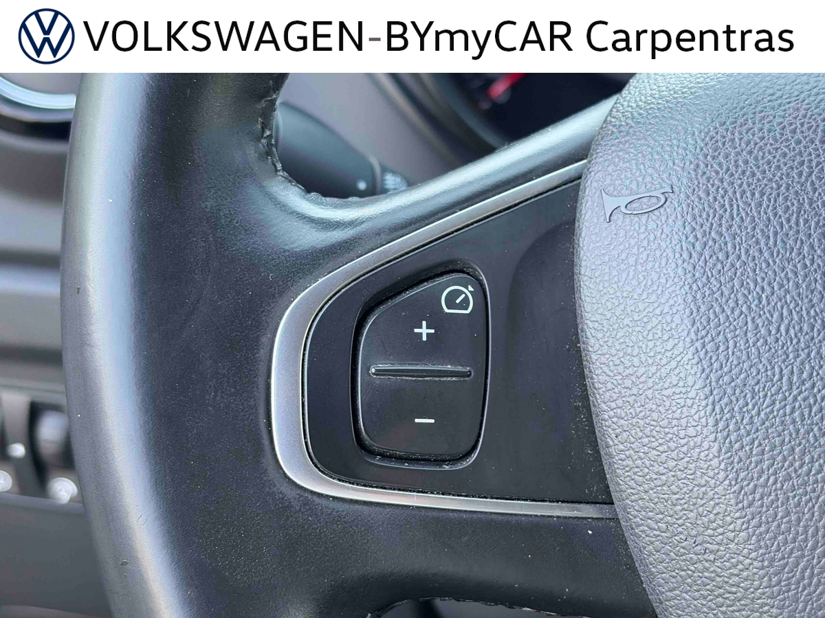 Renault Captur TCe 90 — photo 30