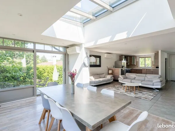 Maison 6 pièces 145 m²