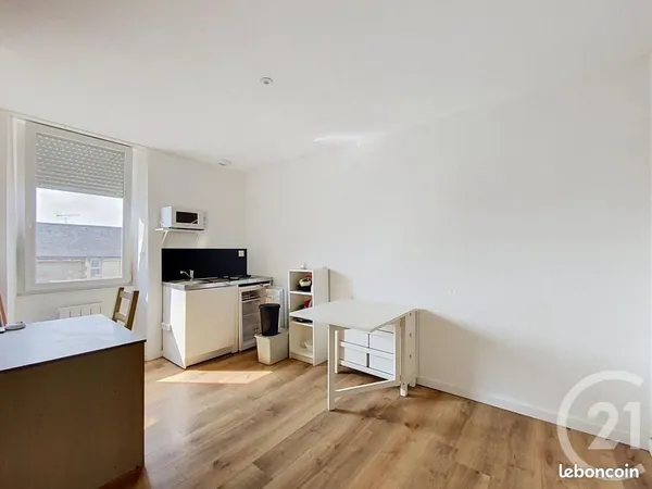 Studio 1 pièce 17 m²