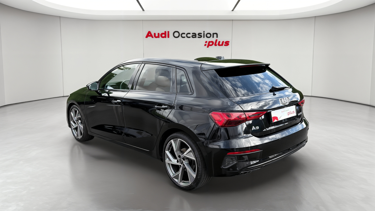 Audi A3 Sportback 35 TDI 150 S tronic 7 — photo 3