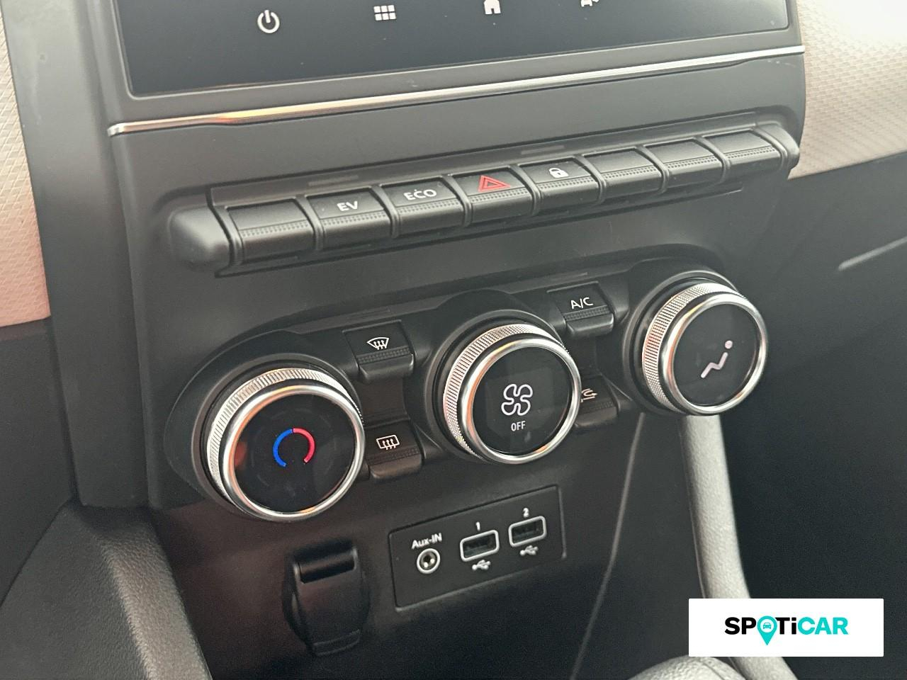 Renault Clio 1.6 e-tech hybride 145ch evolution — photo 15