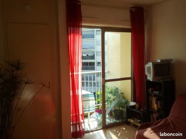 Loue studio secteur Saint Nicolas