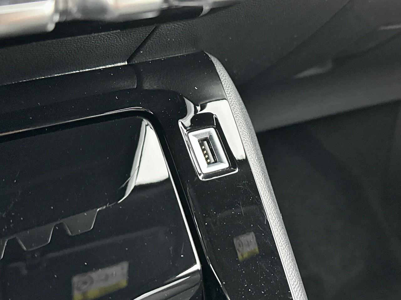 Peugeot 2008 puretech 130 s&s bvm6 allure pack — photo 27