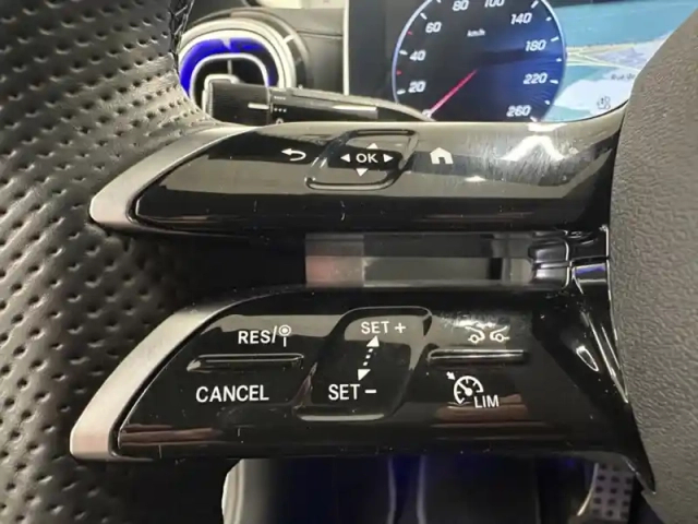 Mercedes Classe C 300 e hybrid eq berli — photo 19
