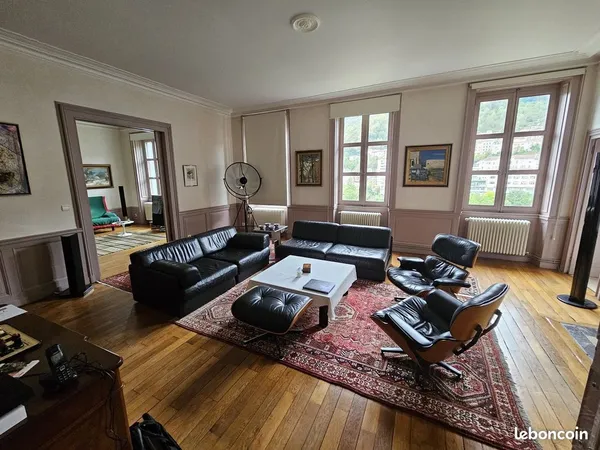 Appartement 7 pièces 229 m²