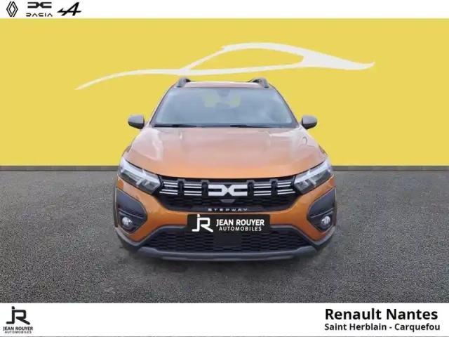 Dacia Sandero 1.0 eco-g 100ch stepway expression — photo 3