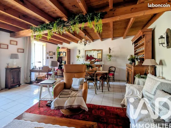 Maison 5 pièces 140 m²