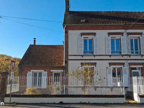 Belle maison rénovée à La Neuville-en-Hez / 100m² avec grand jardin