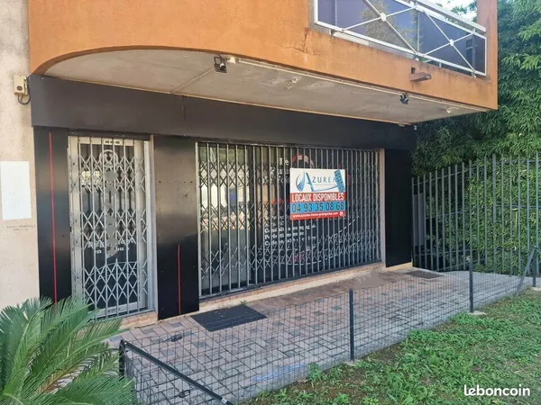 LOCAL COMMERCIAL 35 m² CANNES LA BOCCA