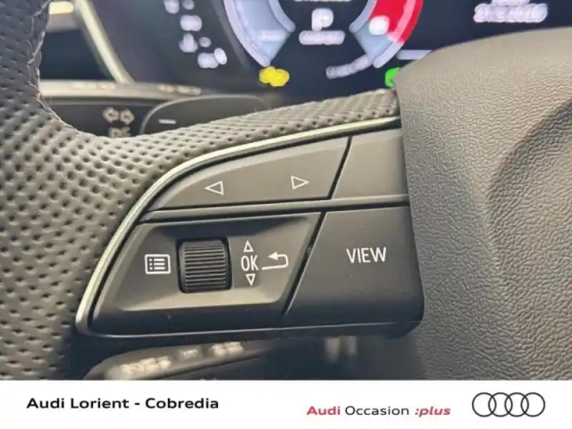 Audi Q3 35 tdi 150ch s line plus s tronic 7 — photo 14