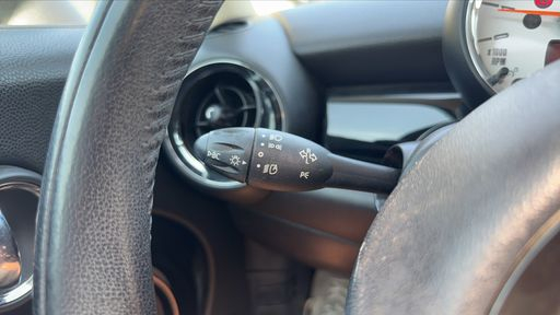 Mini Mini 1.6 Cooper S 184 Steptronic6 - Pack Chili – 2012 – 156249 km – Essence – Boîte Automatique — photo 5