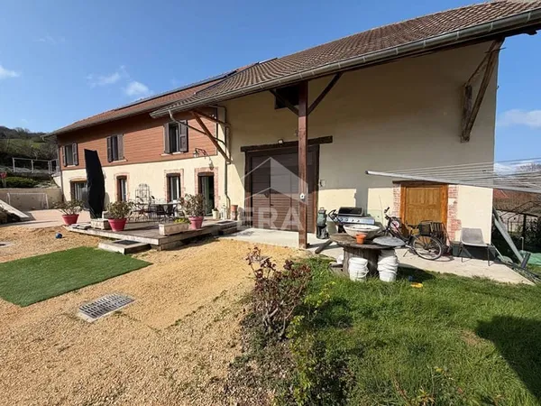 Maison Charavines 6 pièces 197m²