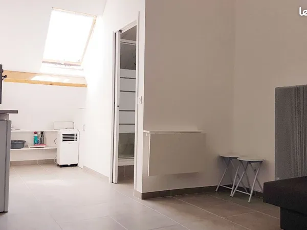 Studio meublé