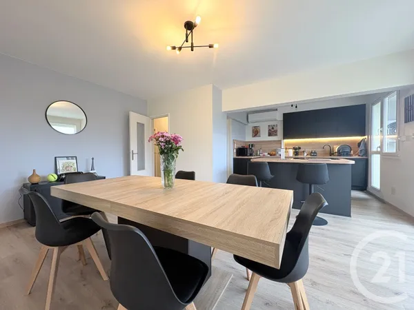 Appartement 5 pièces 94 m²