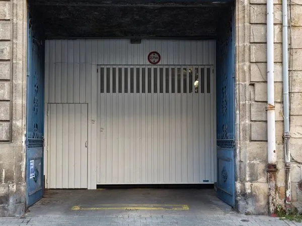 Place de Parking Palais Gallien