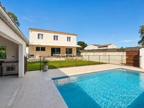 Maison 5 pièces 140 m²