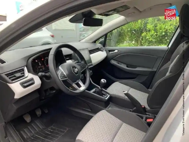 Renault Clio 1.0 tce 90ch evolution — photo 15