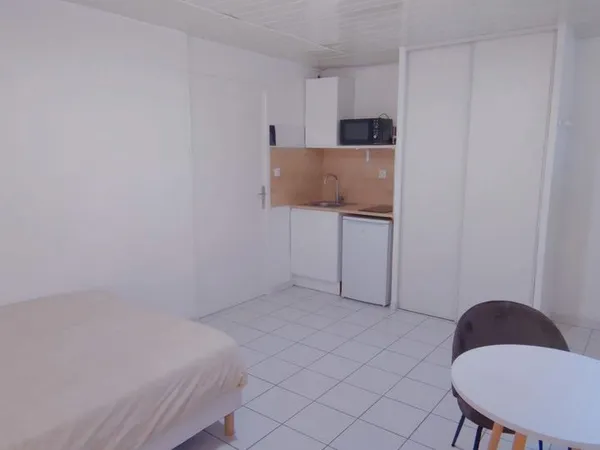 Studio Meublé - Toutes Charges Comprises
