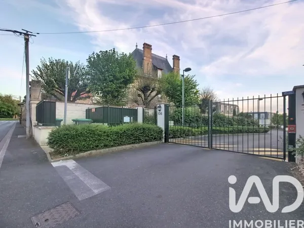 Parking 12 m²