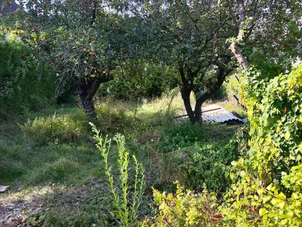 Terrain constructible 616 m²