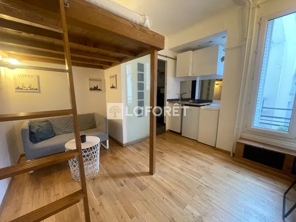 Studio 1 pièce 13 m²