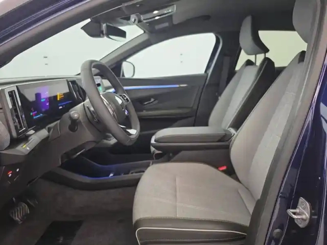 Renault Megane e-tech 220 ch autonomie confort gsr2 — photo 25