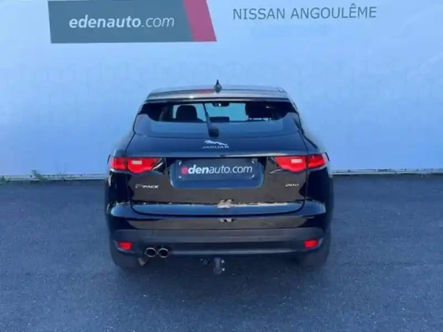 Jaguar F-Pace 2.0 d - 180 ch 2wd bva8 — photo 26