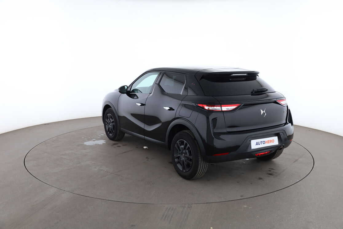 DS Automobiles DS3 Crossback 1.5 Blue-HDi Chic — photo 3