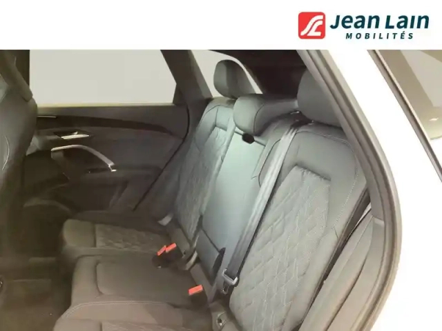 Audi Q5 e-hybrid 299 ch s tronic 7 quattro — photo 17