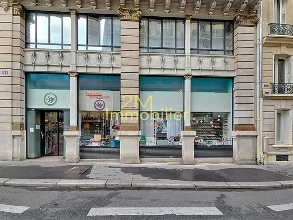A louer Local commercial 186 m2