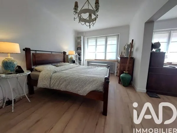 Maison 7 pièces 140 m²