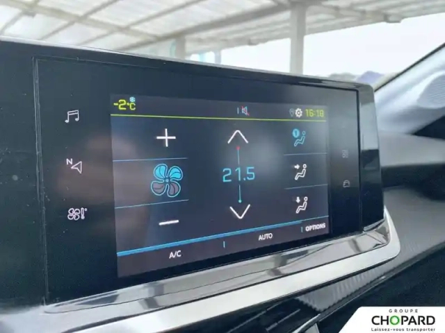 Peugeot 208 electrique 50 kwh 136ch — photo 12