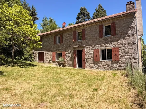 Ferme 8 pièces 182 m²