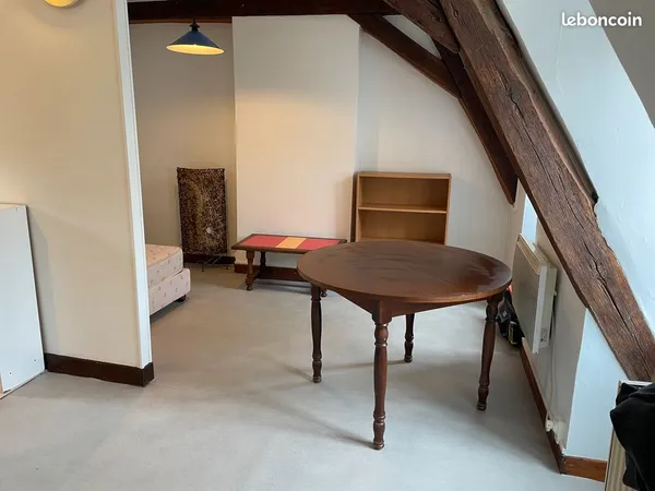 Studio meublé moulins centre