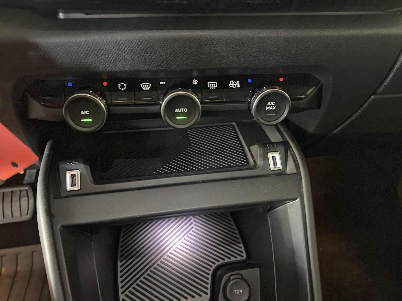 Citroën C4 bluehdi 130 s&s eat8 feel pack — photo 21