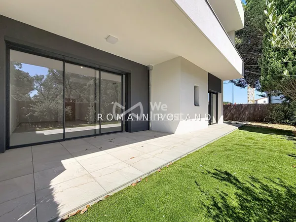 T3 de Standing 72,11m² - RDC Terrasse Jardin et Garage - Mas Ve