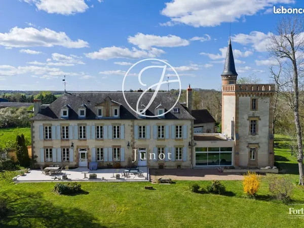 Chateau 12 pièces 478 m²