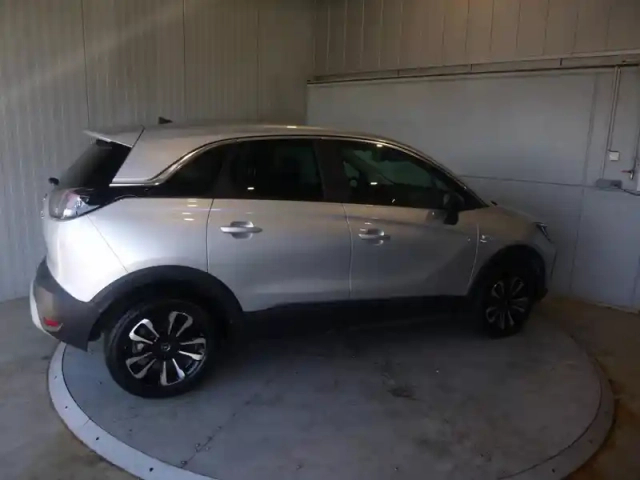 Opel Crossland 1.2 turbo 110ch elegance — photo 8