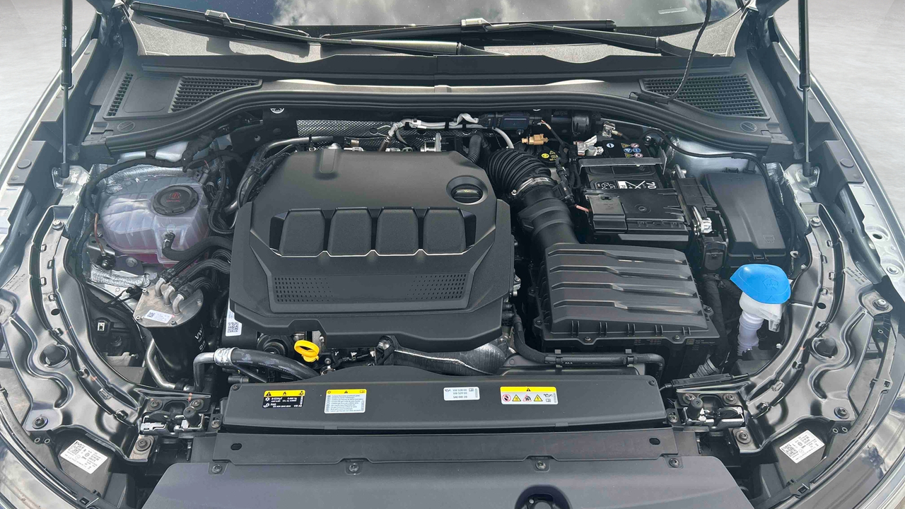 Volkswagen Passat 2.0 TDI EVO SCR 150 DSG7 — photo 24