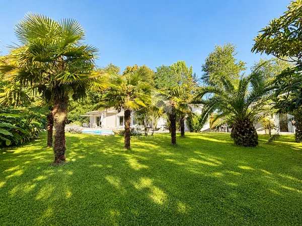 Maison 6 pièces 195 m²