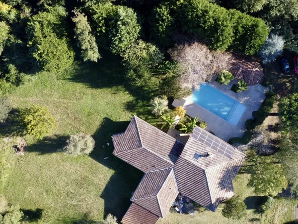 Maison 6 pièces 185 m²