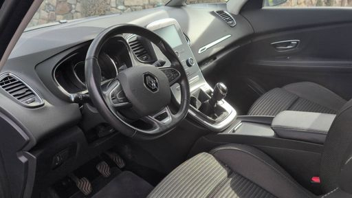 Renault Scenic 1.5 DCI 110 - Intens – 2017 – 47018 km – Diesel – Boîte Manuelle — photo 16