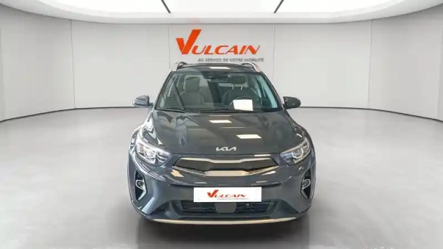 Kia Stonic 1.0 t-gdi 100 ch bvm6 — photo 11