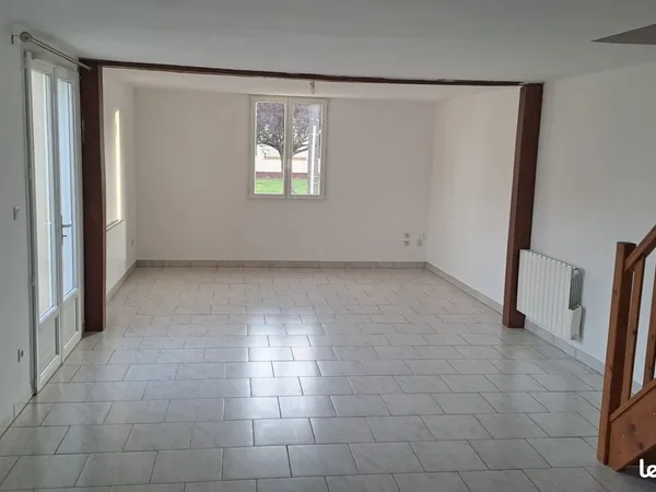 Maison f3 moliens