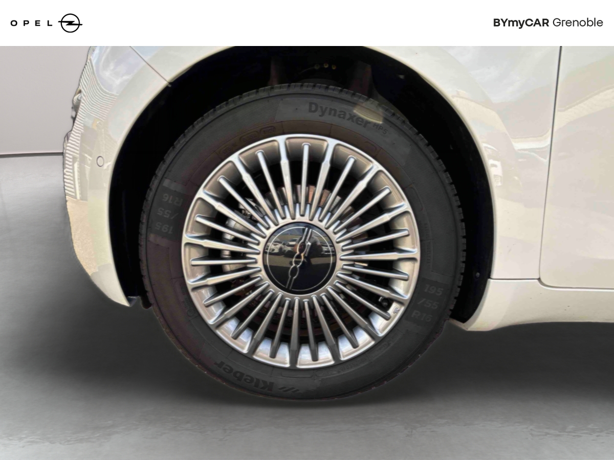 Fiat 500C e 118 ch — photo 14